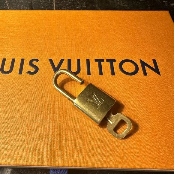 Authentic Louis Vuitton Padlock and Lock Set - Picture 4 of 5